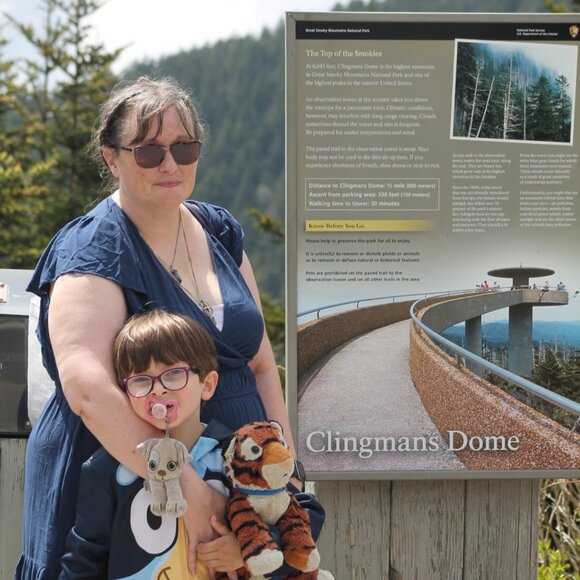 Meet your Posher, Jewels - Picture 3 of 5